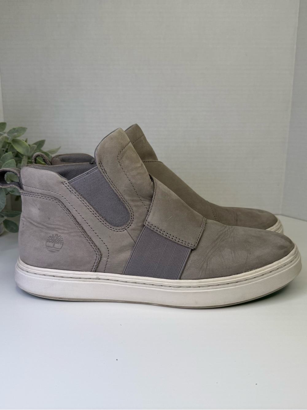 Timberland Women's Londyn Pull-On Chelsea Sneakers in Medium Grey Size 11 - Picture 3 of 16